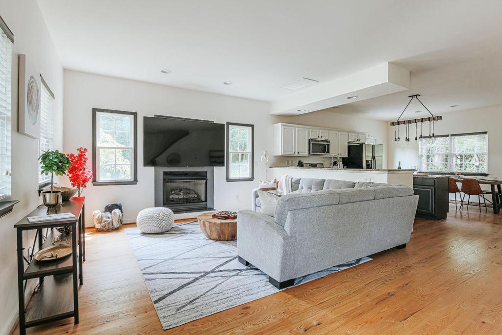 Afton Bliss, Afton (updated prices 2024)