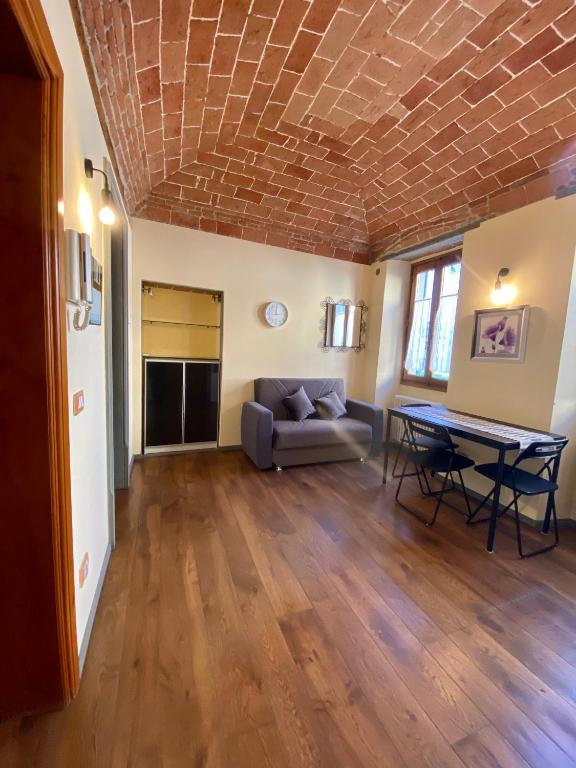 Posedenie v ubytovaní relais L’Imperatore