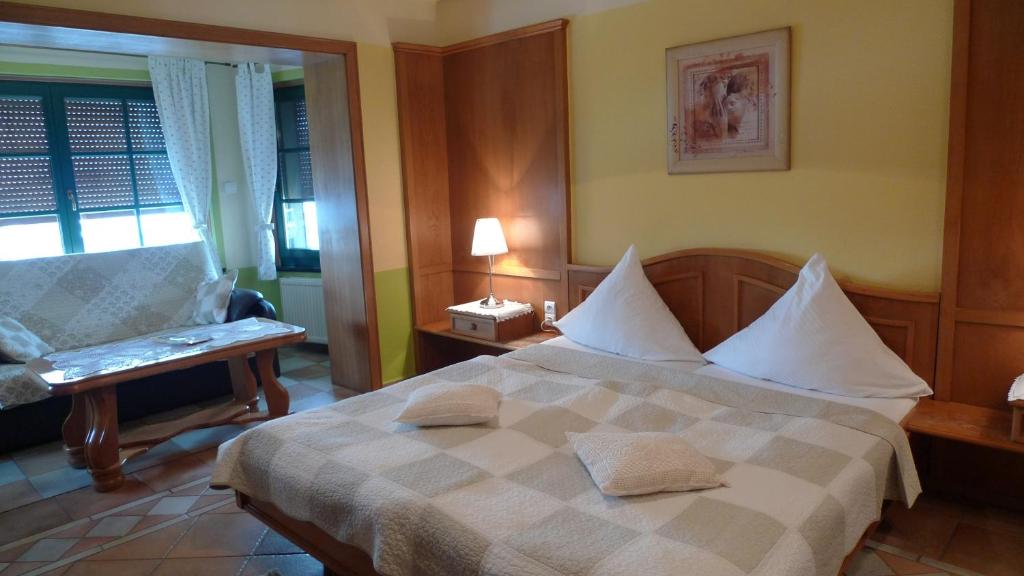 Gościniec Stara Kuźnia - Deluxe Double Room