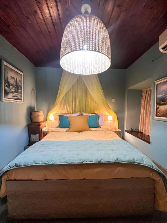 Posteľ alebo postele v izbe v ubytovaní Dandy Villas-Vintage Cottage House-Pelion-Argalasti-Kallithea