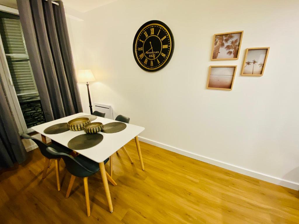 Fotografia z galérie ubytovania 50m2 flat in heart of Orleans - Canal Foot & Bein v destinácii Orléans