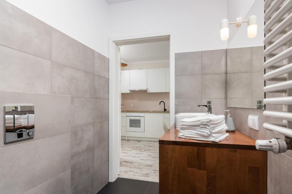 Kuchyňa alebo kuchynka v ubytovaní Ślusarska Apartment 2