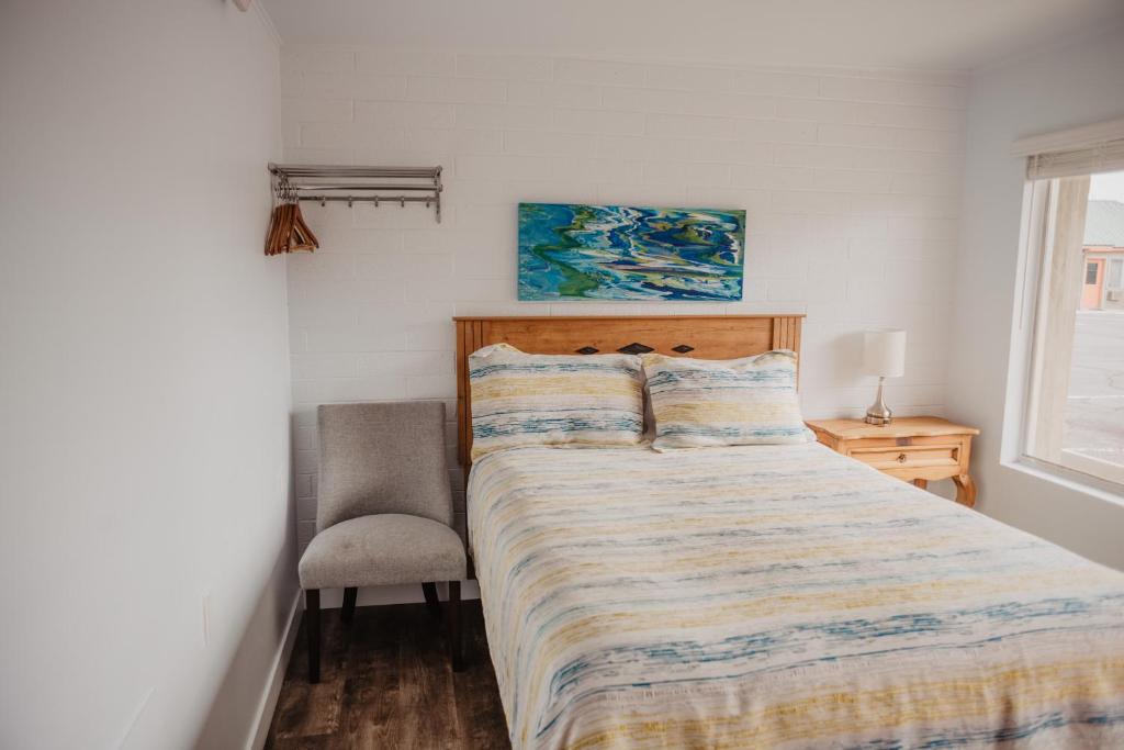 Lamplighter Lodge - Habitación Estándar Con Cama Queen