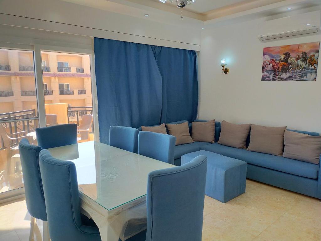 A seating area at Red Sea Panorama