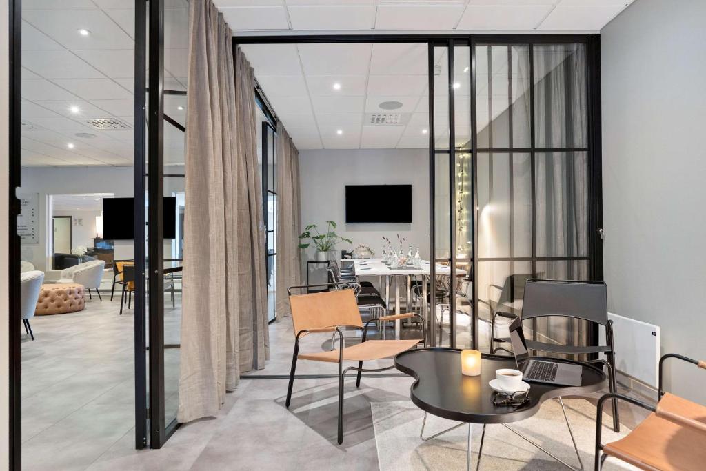 TV a/nebo společenská místnost v ubytování Best Western Hotel Vrigstad
