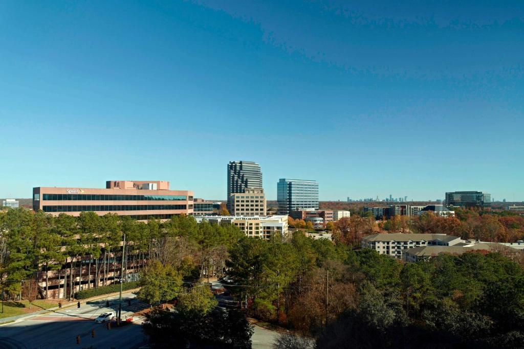 Sonesta Select Atlanta Cumberland Galleria Ballpark - Chambre D'amis King Cityview