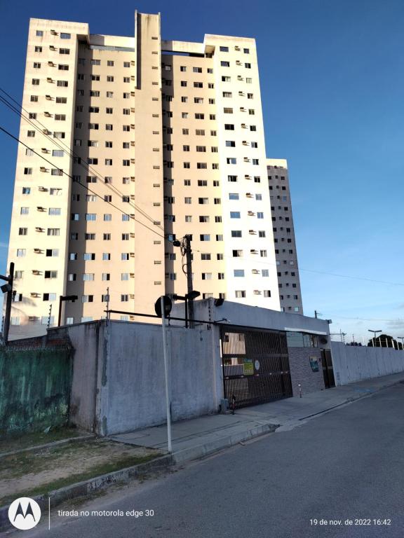 Queen l Ar cond l Tvs smart l Wi-fi l Cozinha completa l Garagem - Appartement Avec Vue De La Piscine