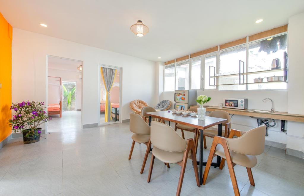 Vườn Pháp 3 Homestay - King Suite Avec Bain De Spa