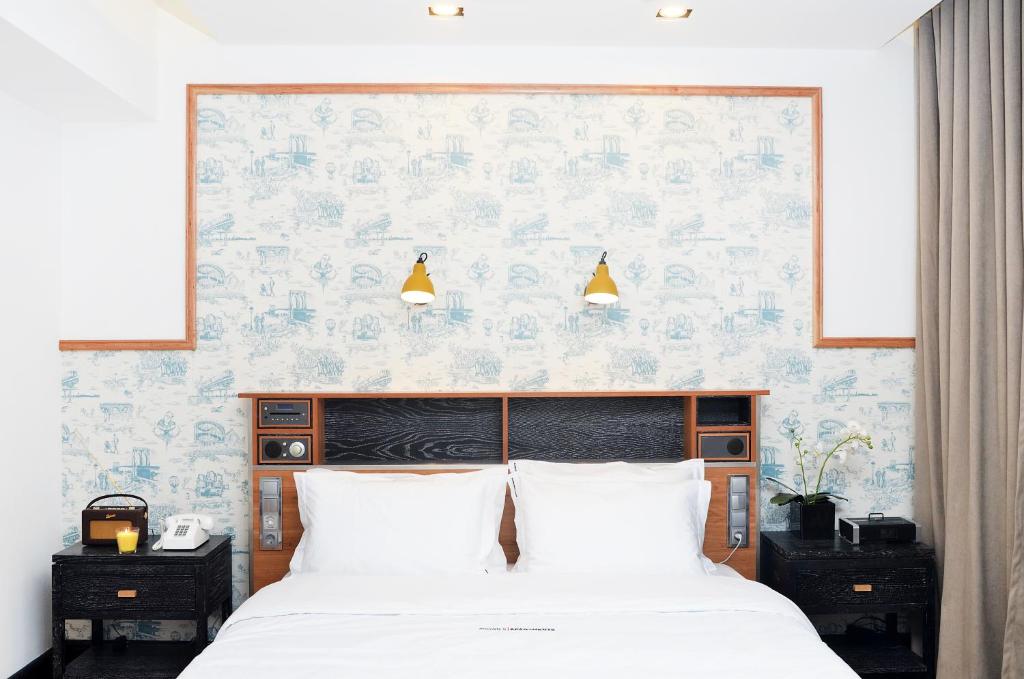 Browns Boutique Hotel - 9