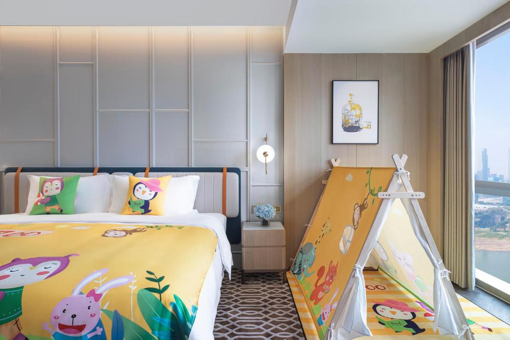Voco Chongqing Chaotianmen - Room King Premium Con River View - Tema De Niños