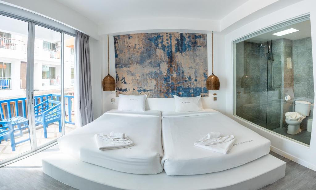 Meow Cat Cafe & Hotel - Resim 9