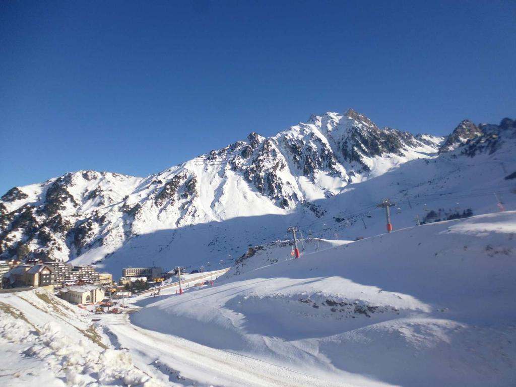 Fotografia z galérie ubytovania Grand studio lumineux pour 6 pers, centre station, proche pistes - FR-1-404-342 v destinácii La Mongie