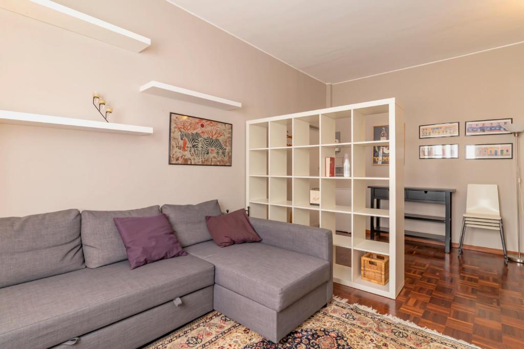 A seating area at [Portello Apartment] - Accursio 4