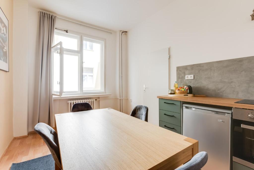 Kuchnia lub aneks kuchenny w obiekcie Riben House Prague
