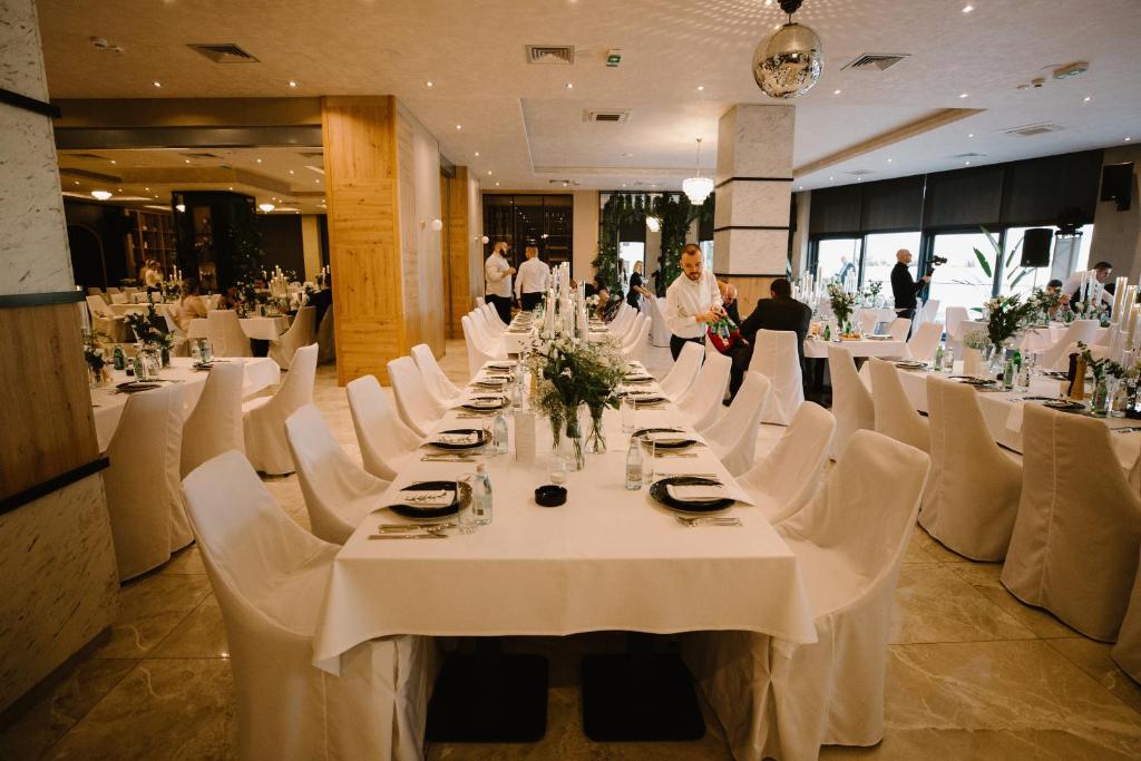 Restaurace v ubytování Nordic Resort