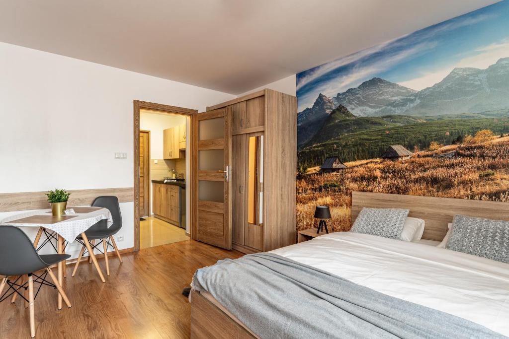 Apartamenty INTERDOM - Junior Suite With Mountain View