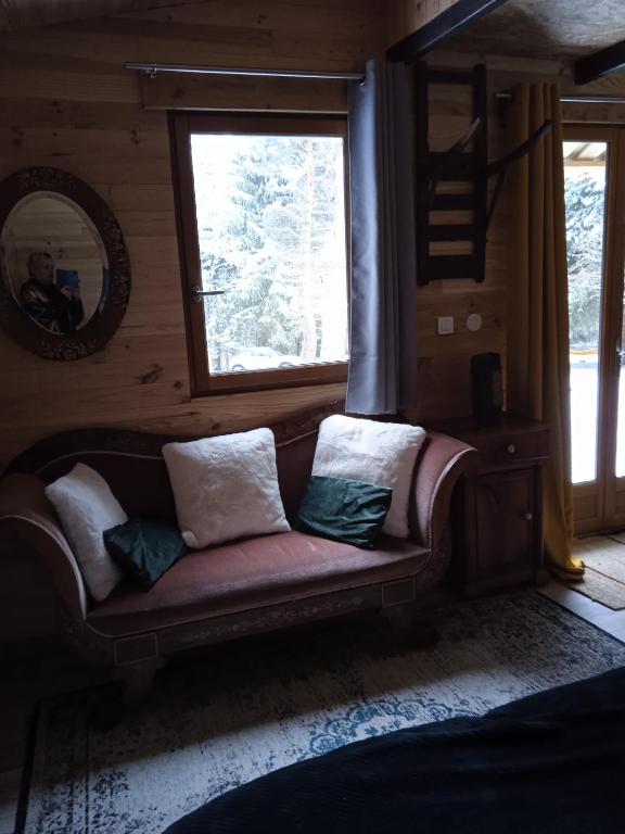 Posezení v ubytování Chalet Cricri Domaine de la Mamounette