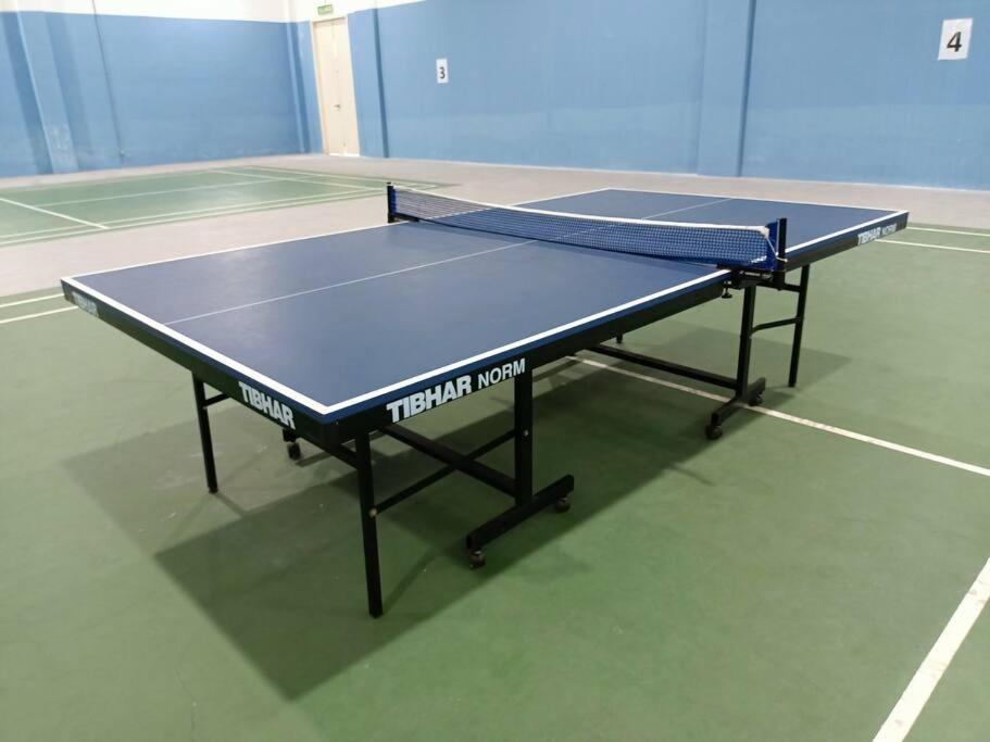 Stolní tenis v ubytování D'Pristine 2BR walking to Legoland Netflix by STAY nebo okolí