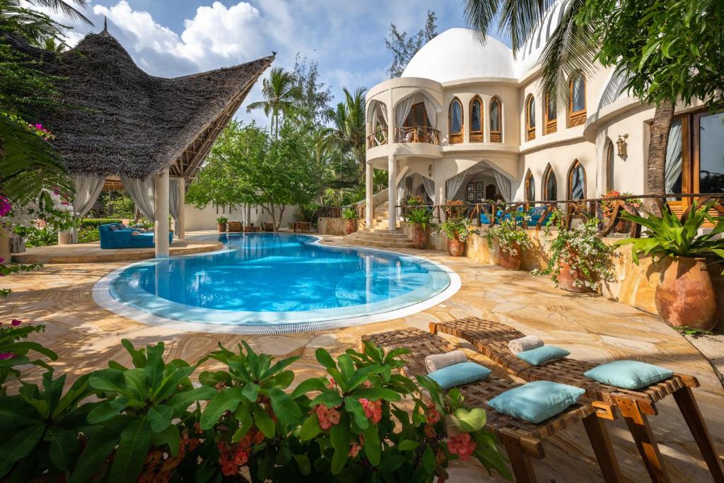 Villa - Beach Front