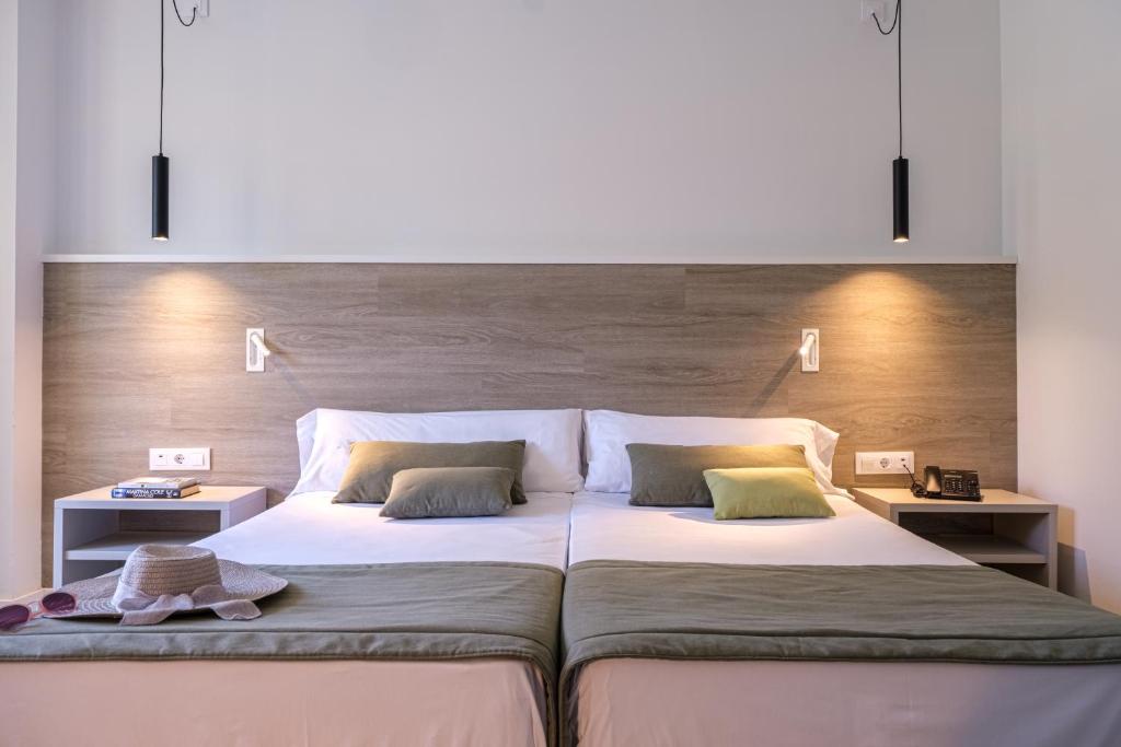 Cama o camas de una habitación en Estival Islantilla