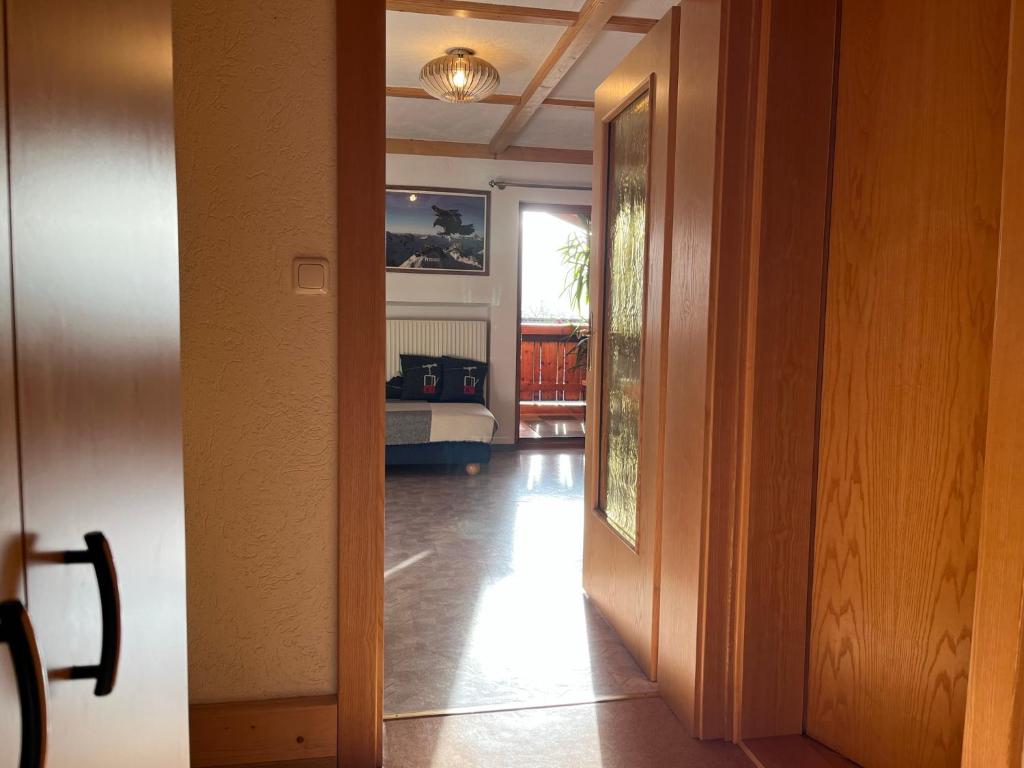 TV a/nebo společenská místnost v ubytování Bergmanns Ferienapartment