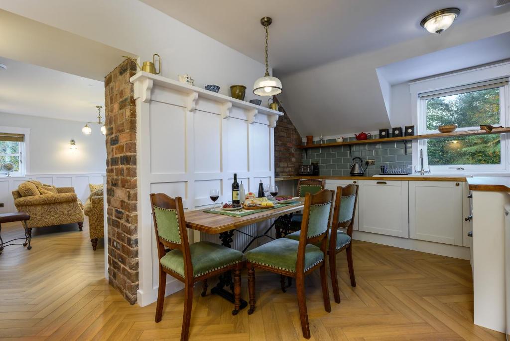Kuchyň nebo kuchyňský kout v ubytování Meldrums Apartments