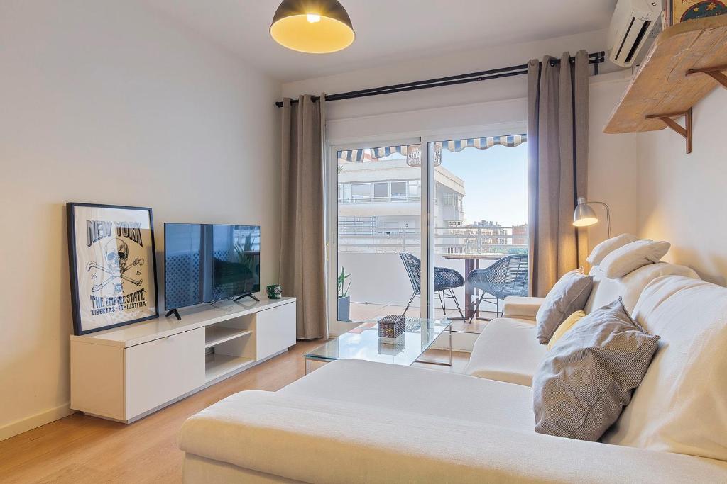 Precioso apartamento a 5 minutos andando de la playa - Apartamento De Dos Dormitorios