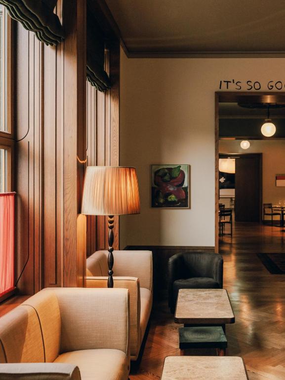 Boutique Hotel Château Royal - Resim 3