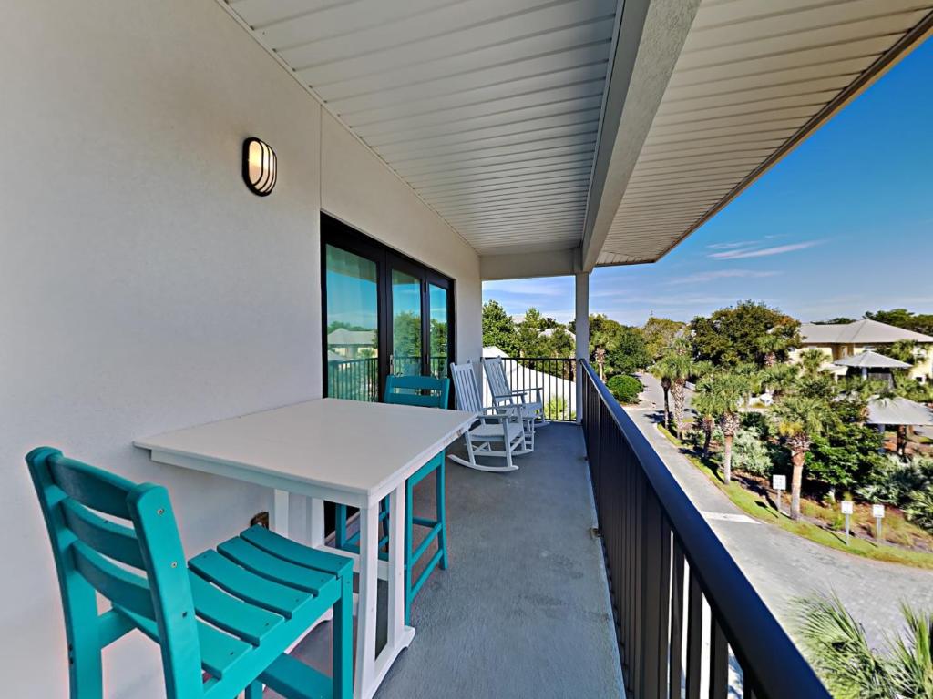 Hidden Lake 231, Santa Rosa Beach (updated prices 2024)