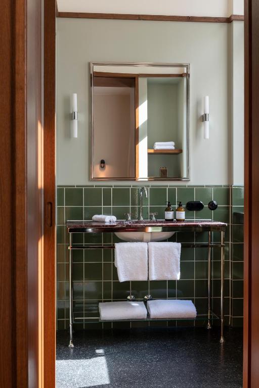 Boutique Hotel Château Royal - 5