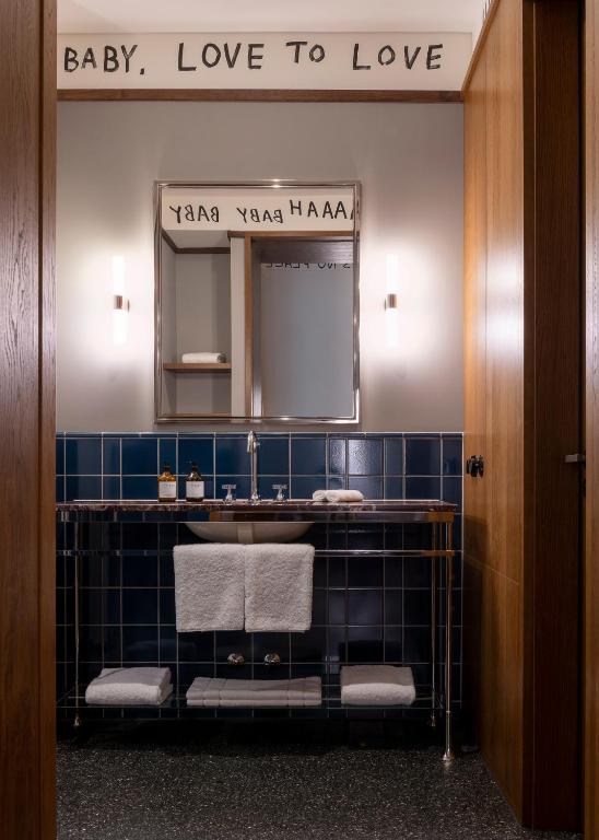 Boutique Hotel Château Royal - Resim 31