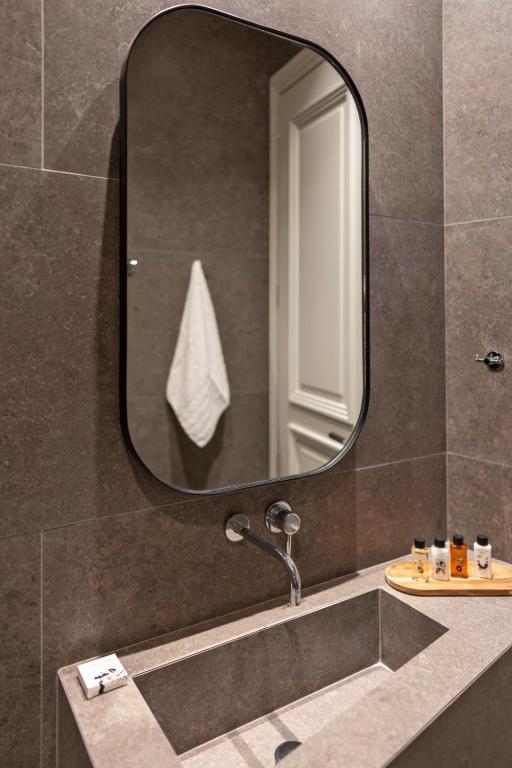 Koupelna v ubytování Naillac Elite Suites