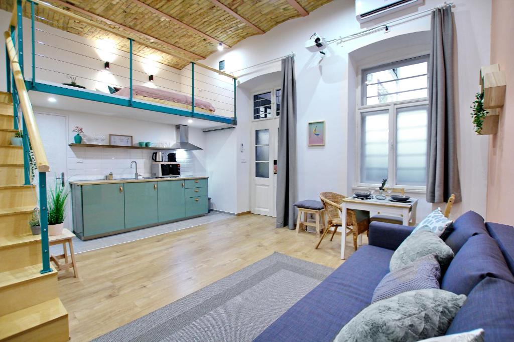 Lovely&modern downtown apartment with FREE PARKING 1172 Budapest, 11 Akácfa utca kép - 1