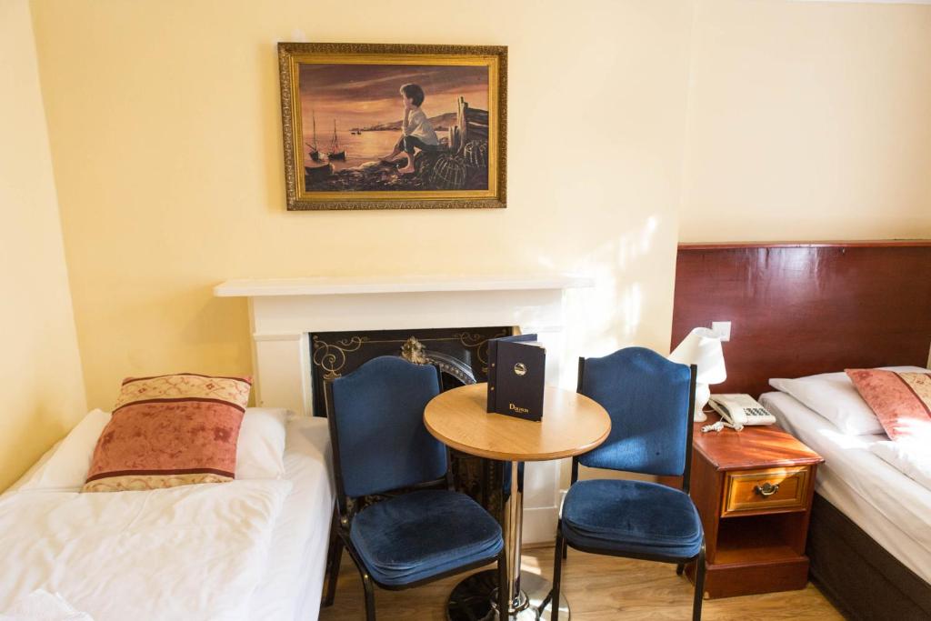 Dolphin Hotel - Resim 43