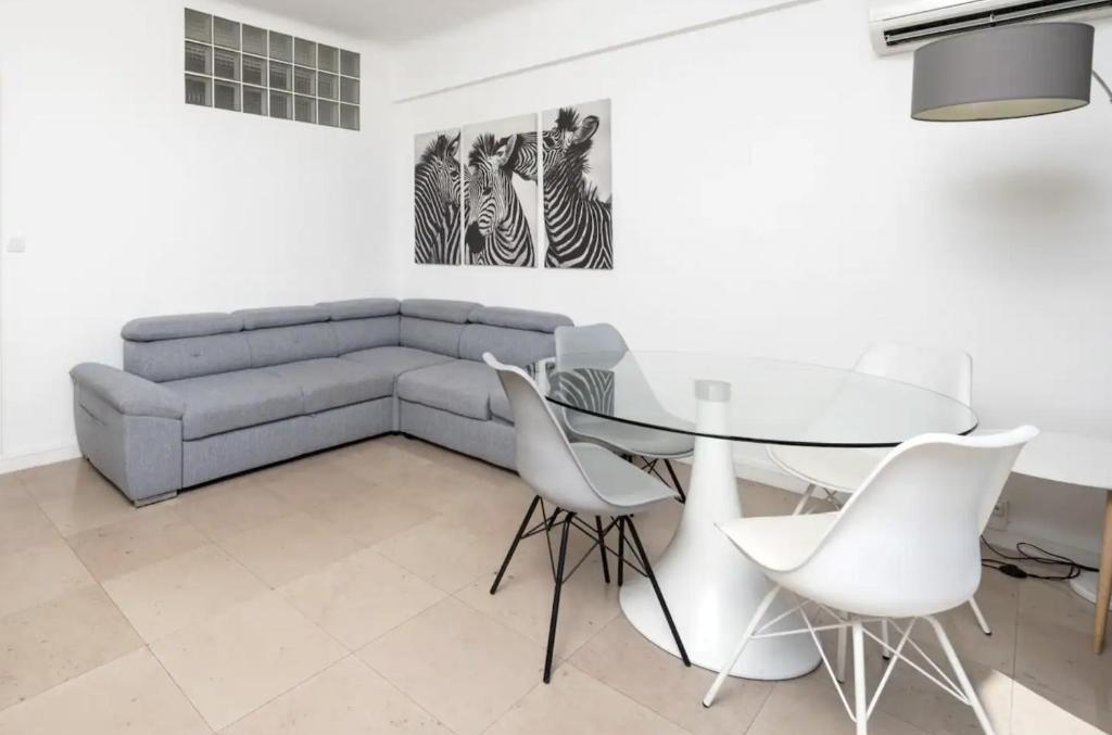 Posedenie v ubytovaní C082-Croisette - 2 Chambres - Vue Epoustouflante