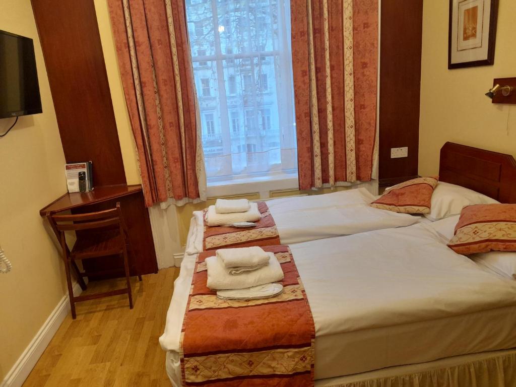 Dolphin Hotel - Resim 44