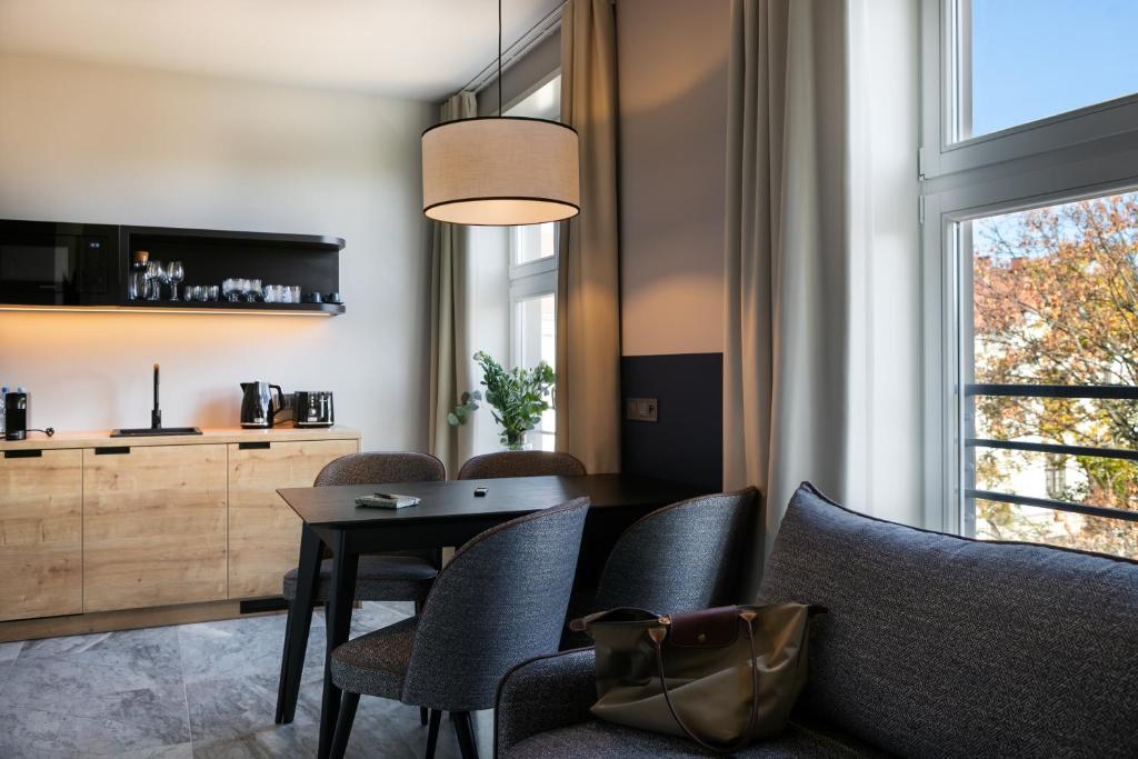 H11 Aparthotel - Resim 32