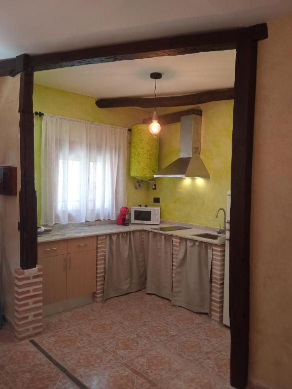 Kuchyň nebo kuchyňský kout v ubytování SEÑORÍO DE ORGAZ II