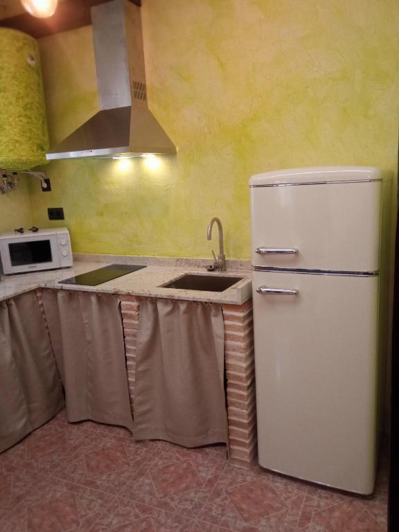 Kuchyň nebo kuchyňský kout v ubytování SEÑORÍO DE ORGAZ II