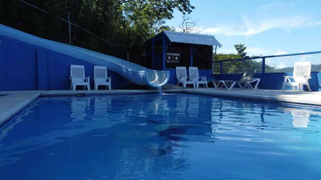 Bazén v ubytování Hotel Cielo Azul Resort nebo v jeho okolí