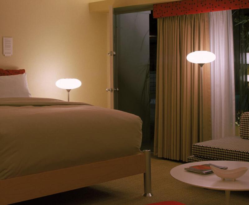 Orbit In - 21 and Over - A Town & Desert Boutique Hotel - Camera Queen Con Vista Piscina