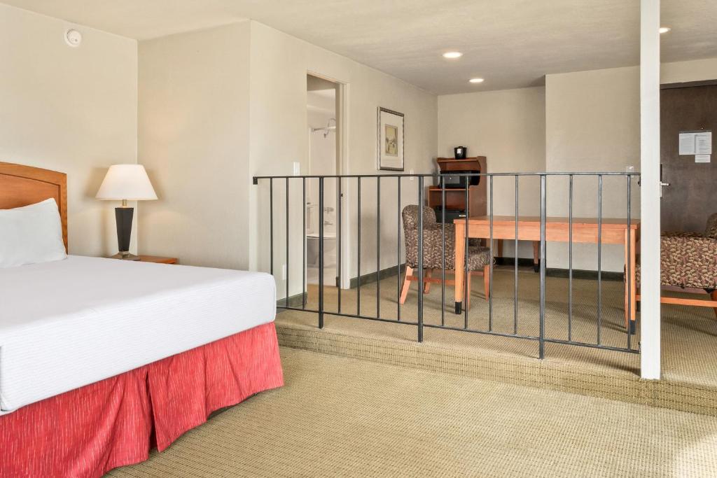 Golden Sails Hotel - タワーキングルーム - 禁煙