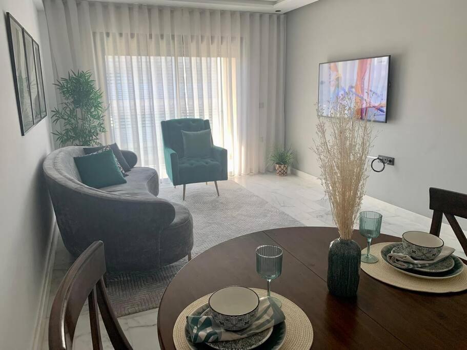 Upscale Luxurious Apartment Central Casablanca