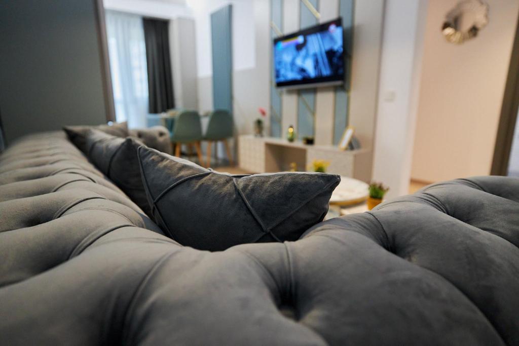 UpTown Apartments - Квартира с одной спальней
