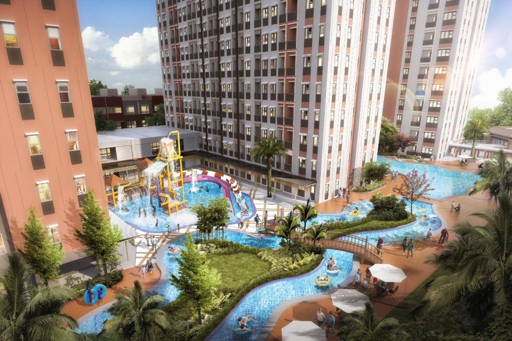 Bazén v ubytování Apartemen 2BR City View Transpark nebo v jeho okolí