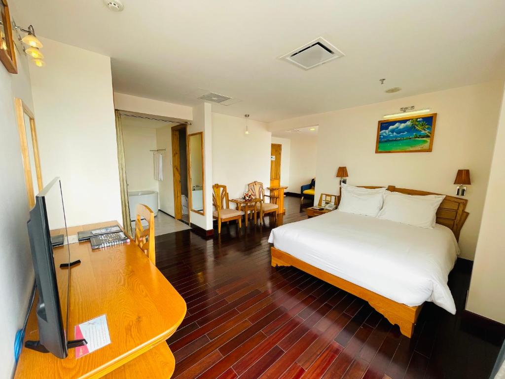 TV/trung tâm giải trí tại Romance Hotel