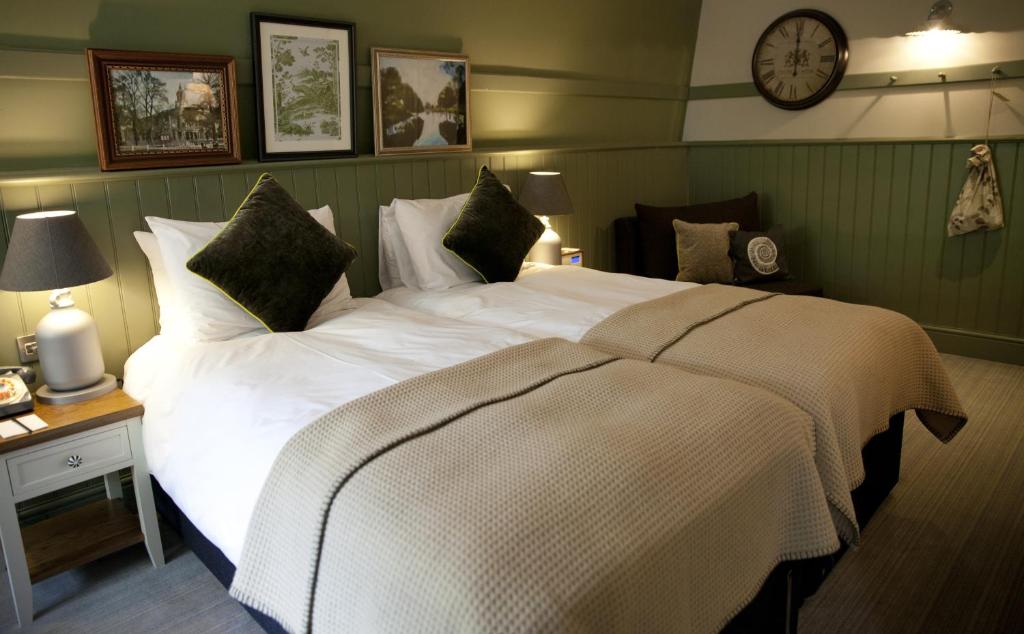 The Windmill On The Common - Twin Room
