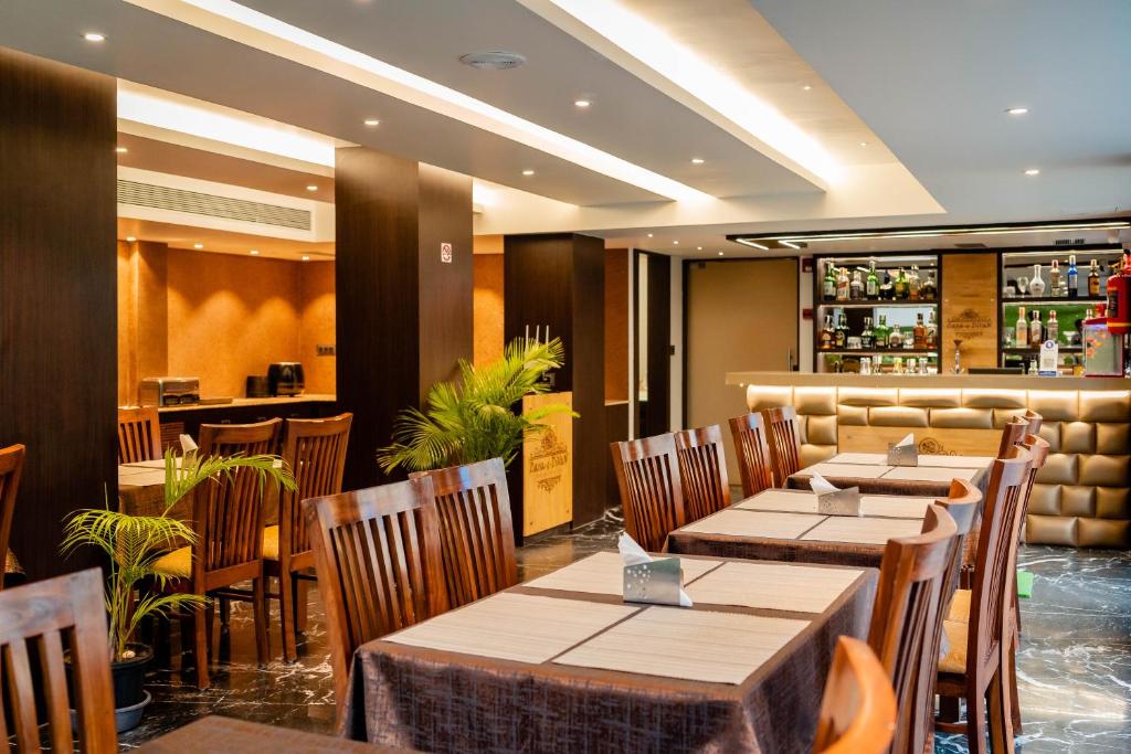 Posezení v ubytování Divan Clarks Inn Goa