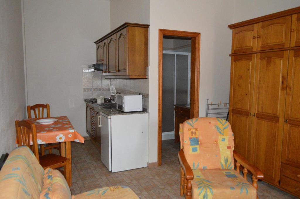 Kuchyňa alebo kuchynka v ubytovaní Casa la Ermita
