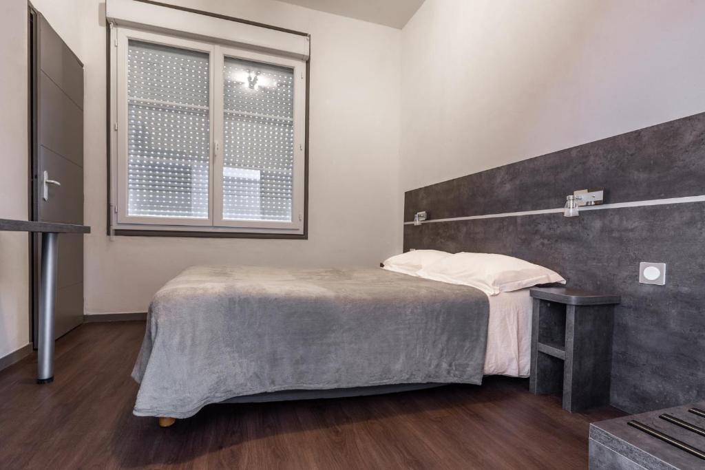 Hôtel de la Gare - Standard Double Room